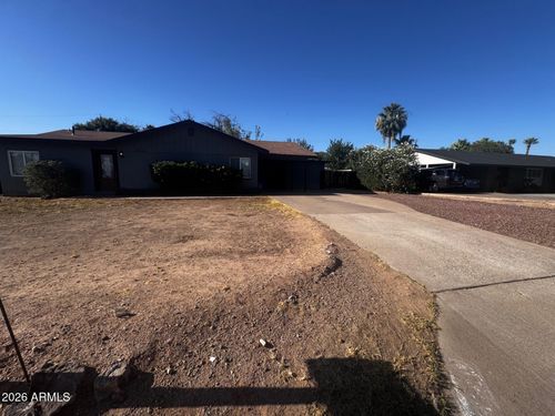 1826 W Las Palmaritas Dr, Phoenix, AZ, 85021-5250 | Card Image
