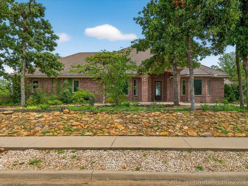 2628 Mountain Rd, Bartlesville, OK, 74003-6922 | Card Image