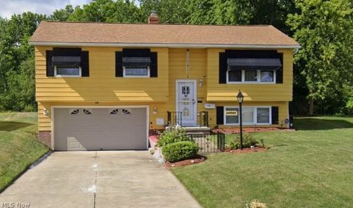 24880 Ridgeline Dr, Bedford Heights, OH, 44146-4837 | Card Image