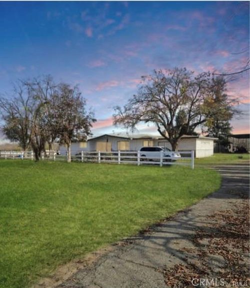 13250 Road 184, Porterville, CA, 93257-9062 | Card Image