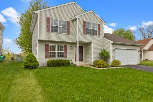 819 Casey Ln, Harvard, IL, 60033-7843 | Card Image