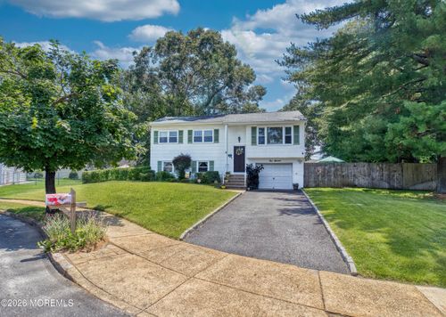 111 Poplar Way, Brick, NJ, 08724-2501 | Card Image