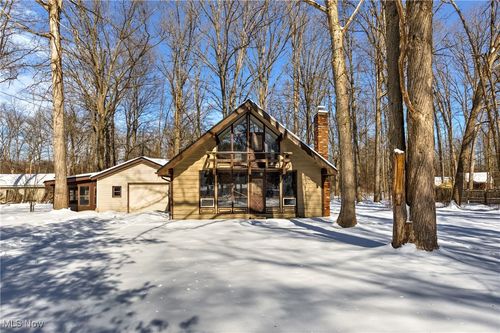 4544 Lakeview Rd, West Farmington, OH, 44491-9766 | Card Image