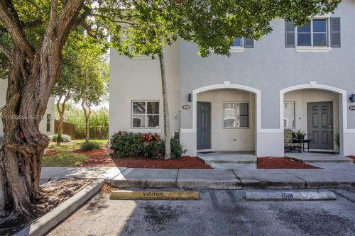 1518 Se 31st Ct, Homestead, FL, 33035-2406 | Card Image