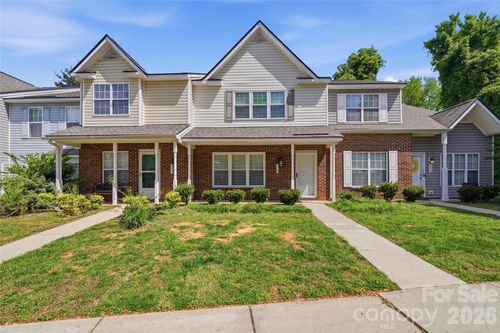 7709 Petrea Ln, Charlotte, NC, 28227-1061 | Card Image