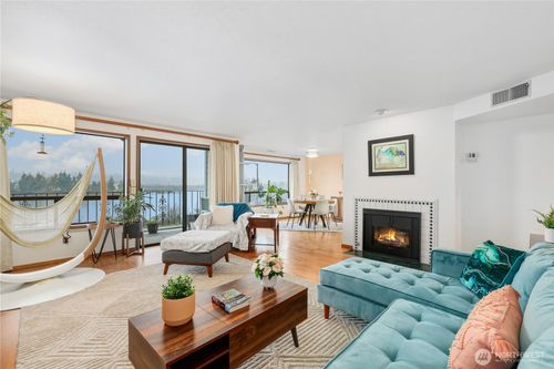 a203-900 E Bay Dr Ne, Olympia, WA, 98506-3969 | Card Image