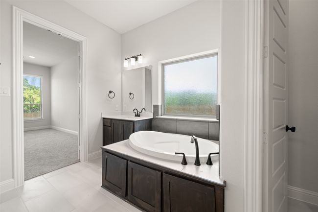 4814 Nomad Dr, House other with 4 bedrooms, 3 bathrooms and null parking in Midlothian TX | Image 17