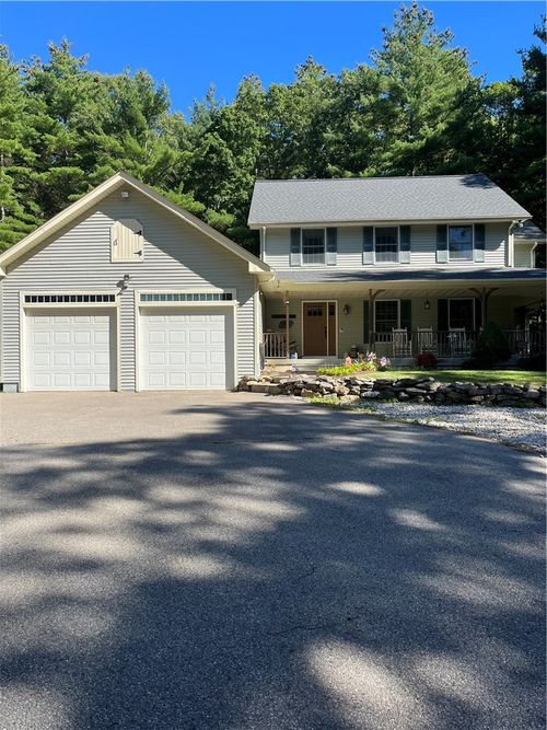 1420 Pound Hill Road, North Smithfield, RI, 02896 | Card Image