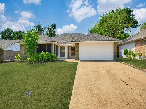 5101 Brookview Dr, Sachse, TX, 75048-4011 | Card Image