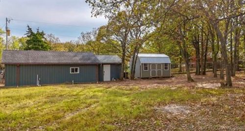 609 Mona Ave, Ada, OK, 74820-1166 | Card Image