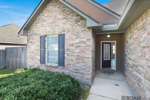 13149 Ribbonwood Dr, Denham Springs, LA, 70726-6169 | Card Image