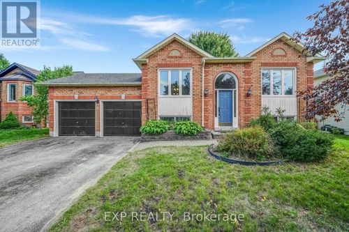 79 Mccarthy Crescent, Essa (Angus), ON, L0M1B0 | Card Image