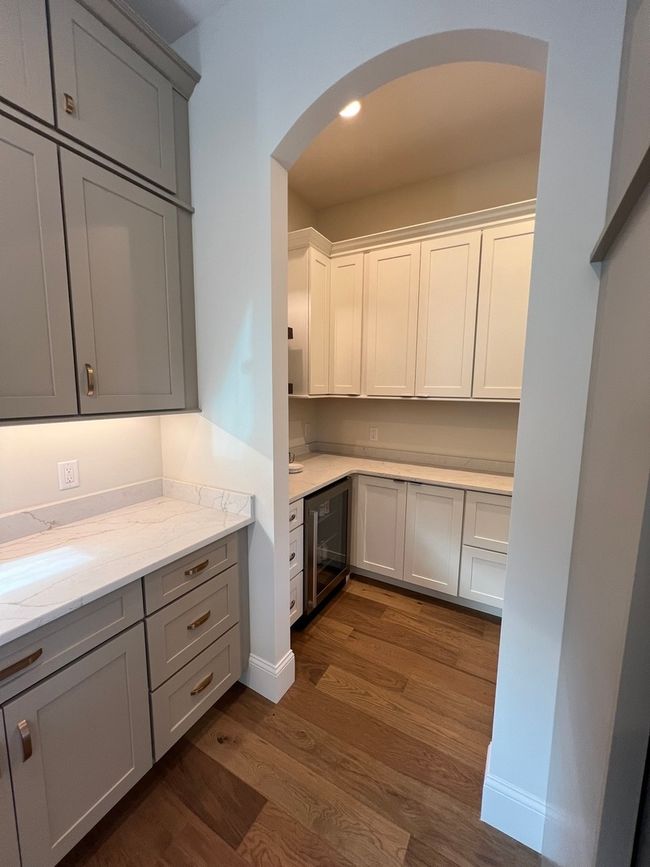9524 Hook St, House other with 4 bedrooms, 3 bathrooms and 6 parking in Highland IN | Image 15