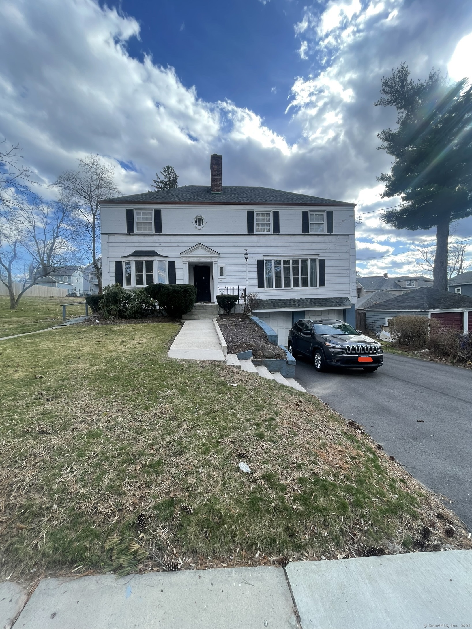 Pembroke St, Hartford, CT 06112