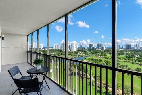 apt-1706-20335 W Country Club Dr, Aventura, FL, 33180-1606 | Card Image
