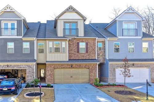 2230 Manor Pointe Dr, Cumming, GA, 30041-4437 | Card Image