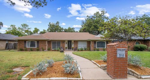 2313 Perryland Dr, Arlington, TX, 76013-4841 | Card Image