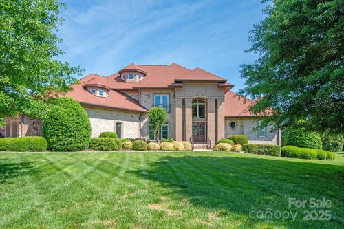 8904 Woodhall Lake Dr, Waxhaw, NC, 28173-6800 | Card Image