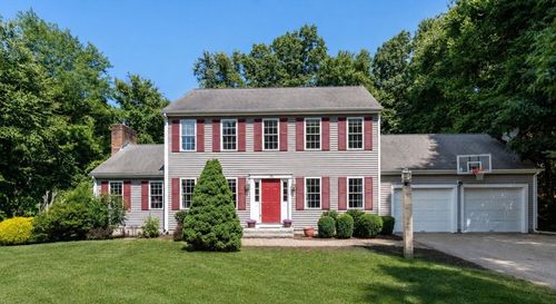 75 Connor Pass, Uxbridge, MA, 01569-3209 | Card Image