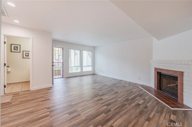 UNIT-11 - 2254 Gaviota Ave, Condo with 2 bedrooms, 3 bathrooms and 2 parking in Signal Hill CA | Image 33
