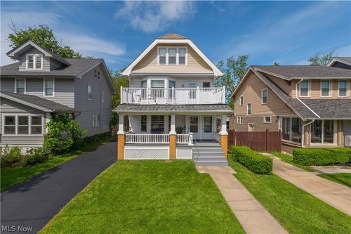 1296 Cook Ave, Lakewood, OH, 44107-2586 | Card Image