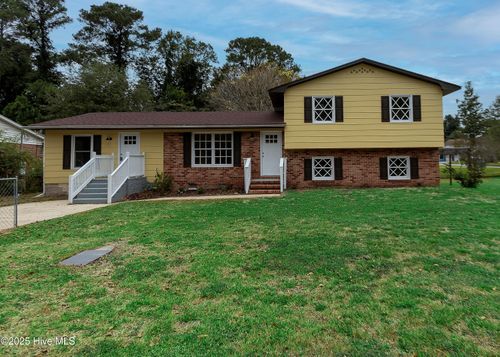 406 Carole Dr, Jacksonville, NC, 28540-0910 | Card Image