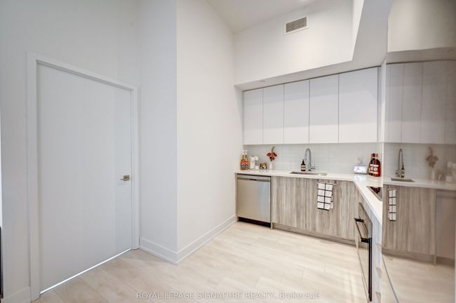 318 - 297 Oakwalk Dr, Condo with 1 bedrooms, 1 bathrooms and 1 parking in Oakville ON | Image 22