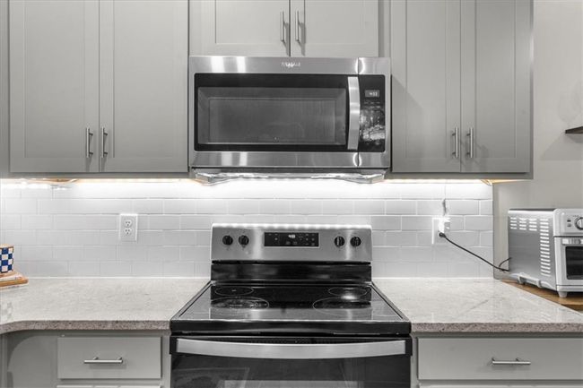 3122 Quantum Ln, Condo with 2 bedrooms, 3 bathrooms and 1 parking in Chamblee GA | Image 4