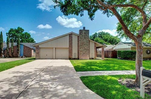 3023 Sam Houston Dr, Sugar Land, TX, 77479-1629 | Card Image