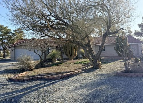 3611 Mallard Ave, Pahrump, NV, 89048-6318 | Card Image