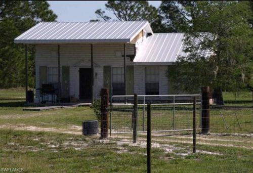 22841 N River Rd, ALVA, FL, 33920-3358 | Card Image