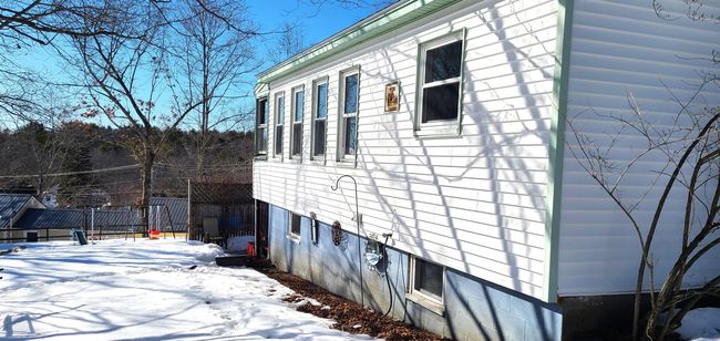 62 Maple St, House other with 2 bedrooms, 1 bathrooms and null parking in Somersworth NH | Image 27