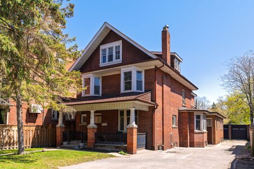579 Indian Rd, Toronto, ON, M6P2C3 | Card Image