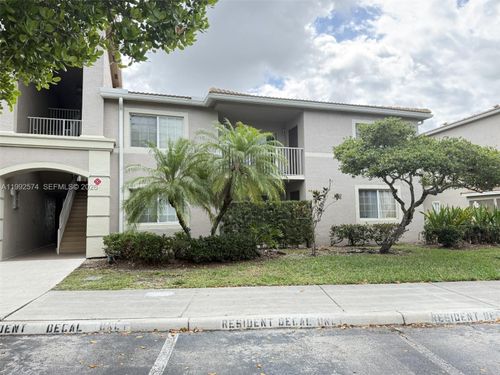 apt-207-5015 Wiles Rd, Coconut Creek, FL, 33073-4204 | Card Image