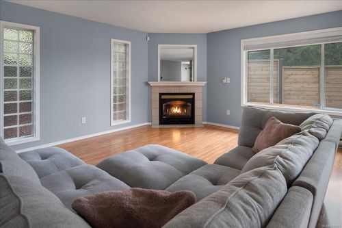 5994 Cedar Grove Dr, Nanaimo, BC, V9T6G1 | Card Image