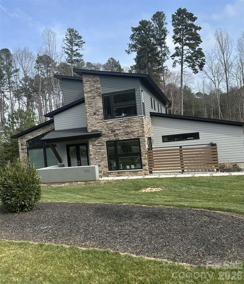 209 Webbed Foot Rd, Mooresville, NC, 28117-8113 | Card Image