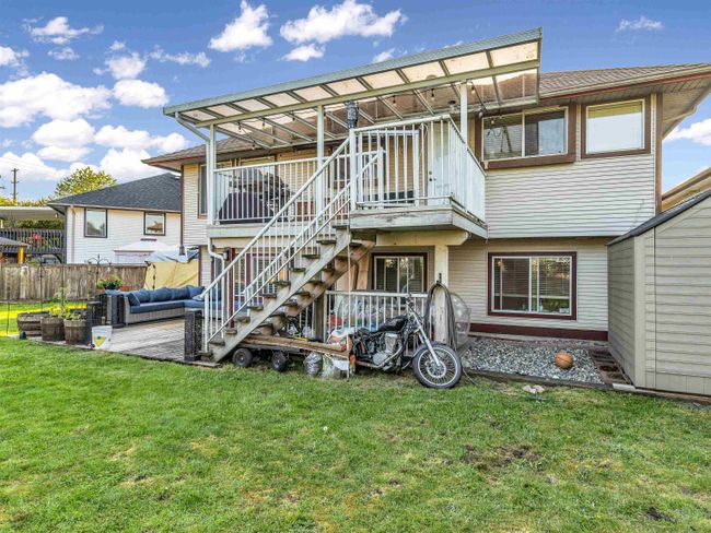 12070 204 B Street, House other with 4 bedrooms, 3 bathrooms and 6 parking in Maple Ridge BC | Image 5