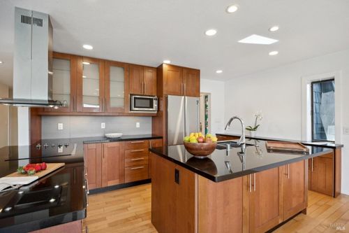 b-8 Greenwood Cove Dr, Tiburon, CA, 94920-2209 | Card Image