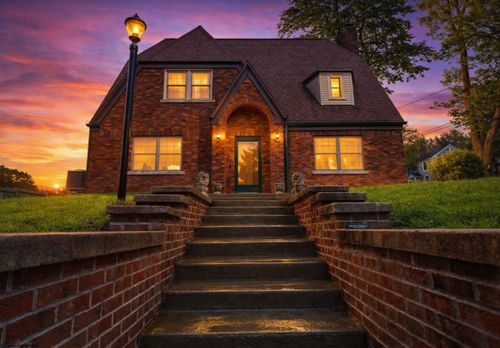 15 West St, Westover, WV, 26501-4412 | Card Image