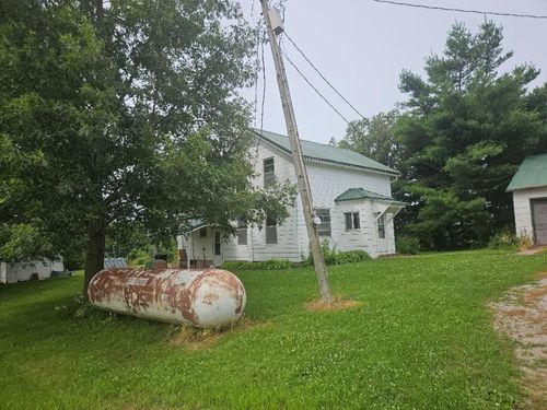 2142 310th Ave, Chelsea, IA, 52215-8519 | Card Image