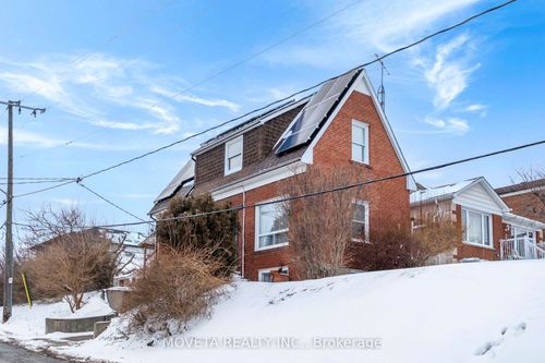 438 Silverthorn Avenue, York, ON, M6M3H5 | Card Image