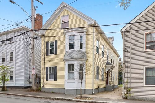 2-15 1/2 Williams St, Salem, MA, 01970-4182 | Card Image