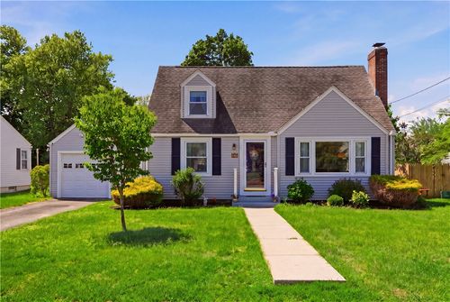 159 Garden City Dr, Cranston, RI, 02920-5718 | Card Image