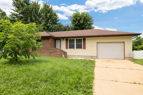 1015 N Hickory St, Buffalo, MO, 65622-9443 | Card Image