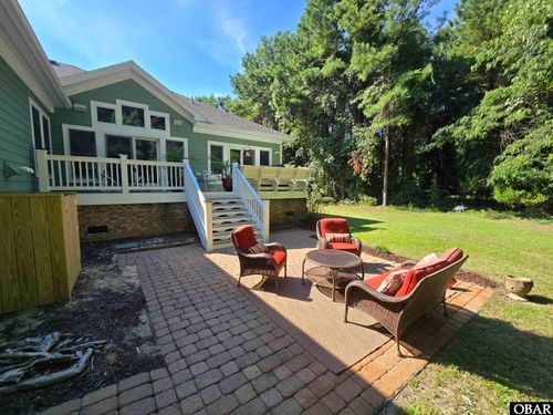 186 W Side Ln, Powells Point, NC, 27966-9768 | Card Image