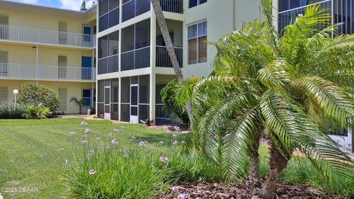 205c-717 S Beach St, Daytona Beach, FL, 32114-5420 | Card Image