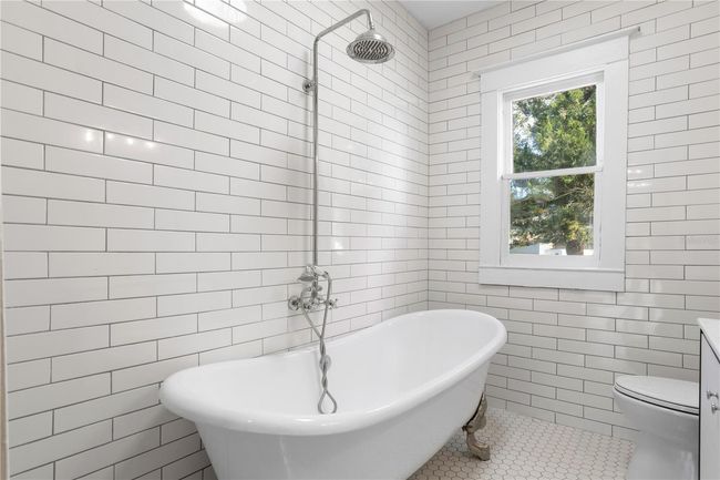 202 W Division St, House other with 2 bedrooms, 1 bathrooms and null parking in DELAND FL | Image 14