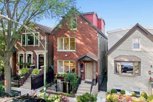 2334 W Medill Ave, Chicago, IL, 60647-3234 | Card Image
