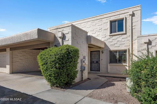 4961 E Bellevue St, Tucson, AZ, 85712-4711 | Card Image