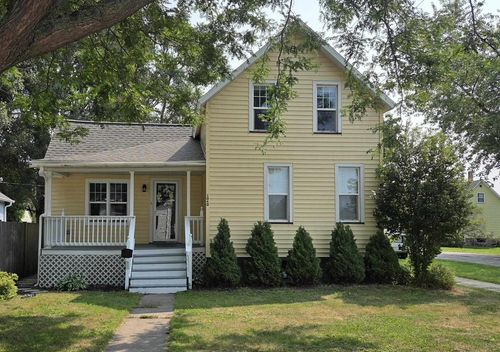 1040 Blaine Street, Marinette, WI, 54143 | Card Image